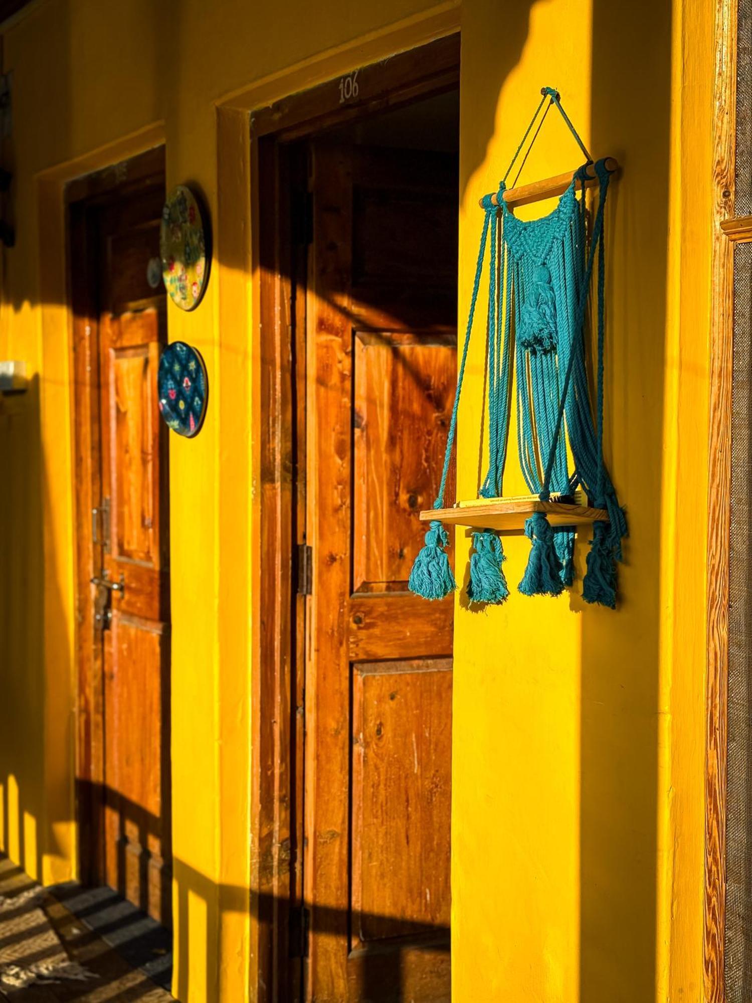 Yaarana Stay & Cafe, Vashisht, Manali Exterior photo